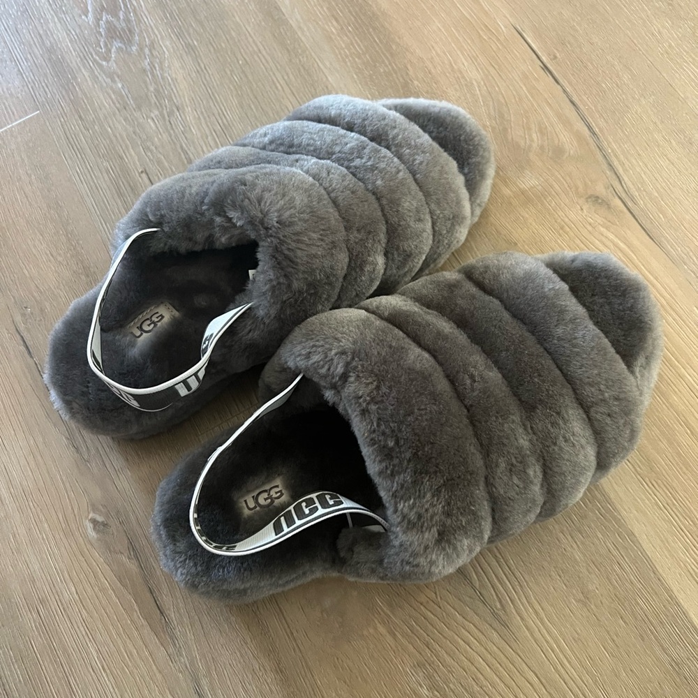 New UGG Fluff Yeah Slide